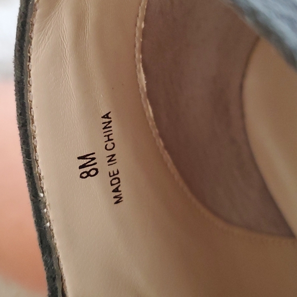 Boston Proper Khaki Green platform heels - Picture 9 of 11